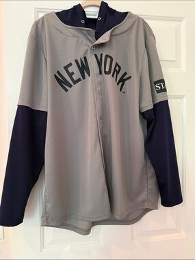 New York Two-Tone Hooded Button-Front Sweatshirt - Gray/Navy